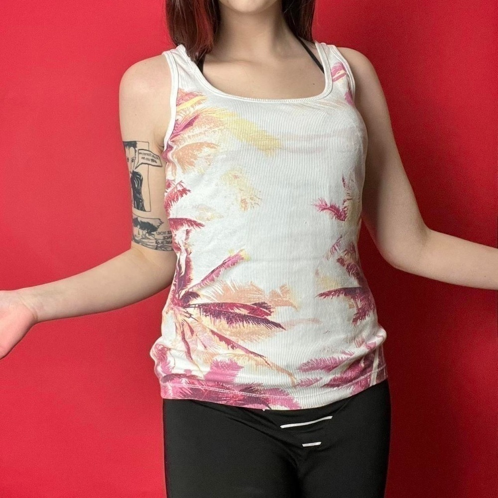 Beachy tank top 💕🤍​​​​​​​​​​​​​​​​​​​​​​